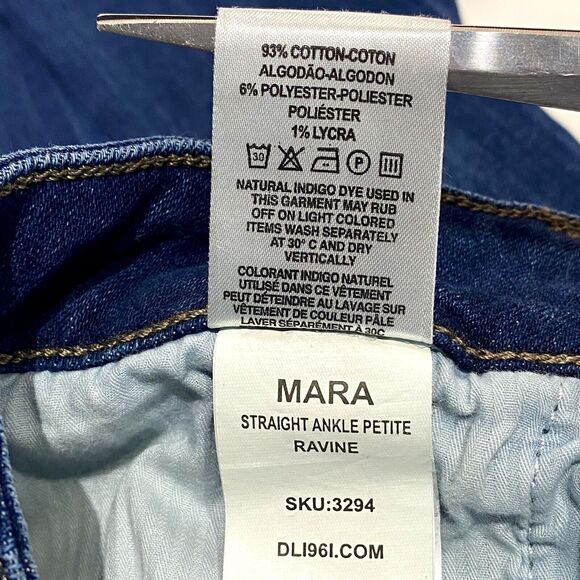 DL1961 Mara Straight Ankle Blue Jeans Size 26P W26 L25 Frayed Raw Hem Distressed - Picture 9 of 12